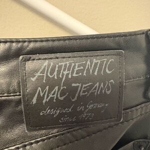 MAC Cosmetics Skinny Leather Back Jeans